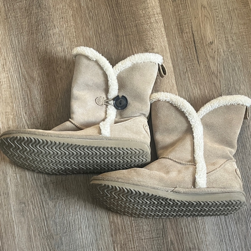 Women’s Tan American Eagle 🦅  Outfitters Tab Suede Boots 9 with Fur Lining - Picture 3 of 5